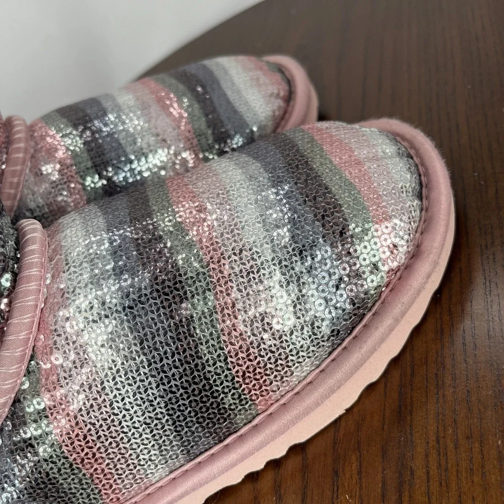 UGG classic short